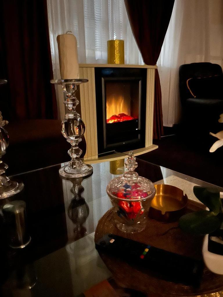 Apartmani Li Ливно Екстериор снимка