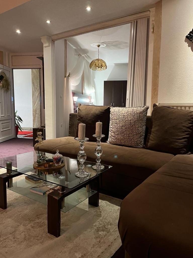 Apartmani Li Ливно Екстериор снимка
